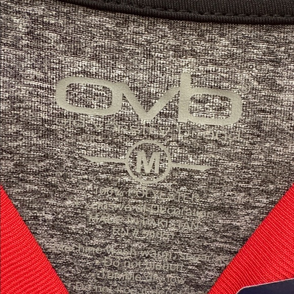 NWT [Old Varsity Brand] Wisconsin Badgers NCAA Performance Football Tee Men’s M - Picture 8 of 8